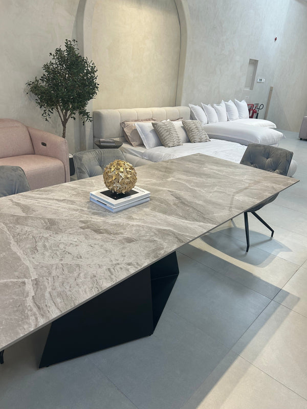 Extendura Extendable Dining Table