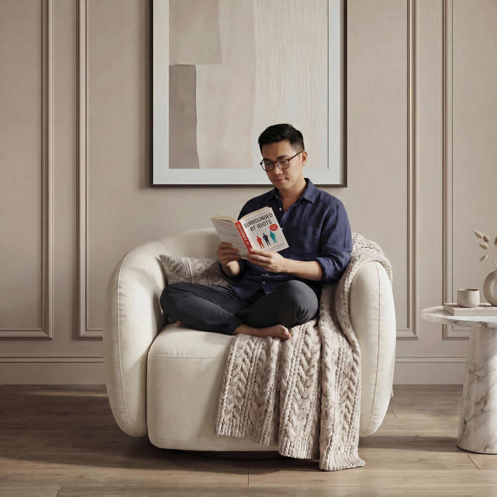 Vogue Swiveling Armchair