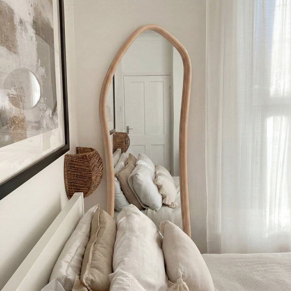 Clara Mirror