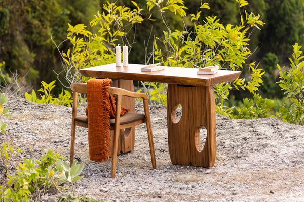 Corteza Desk Natural Suar Wood