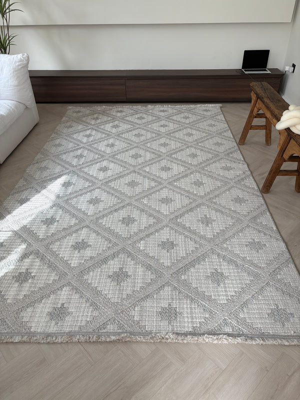 Looma Persian Rug
