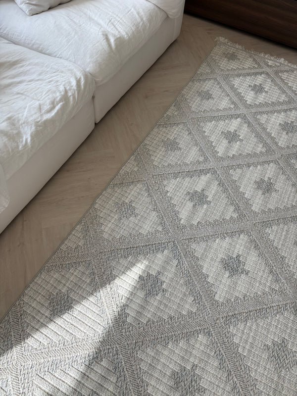 Looma Persian Rug