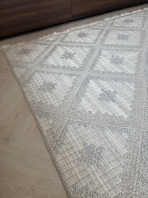 Looma Persian Rug