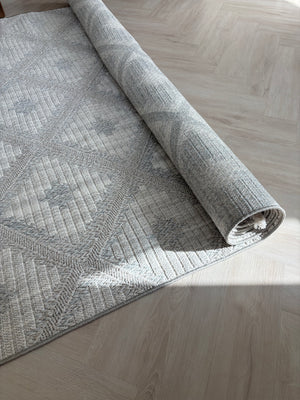 Looma Persian Rug