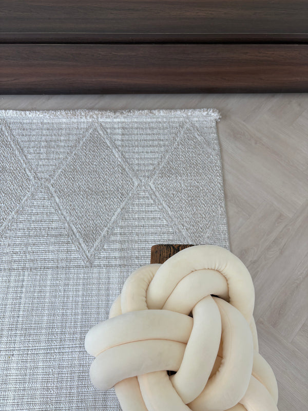 Tova Persian Rug