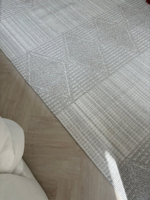 Tova Persian Rug