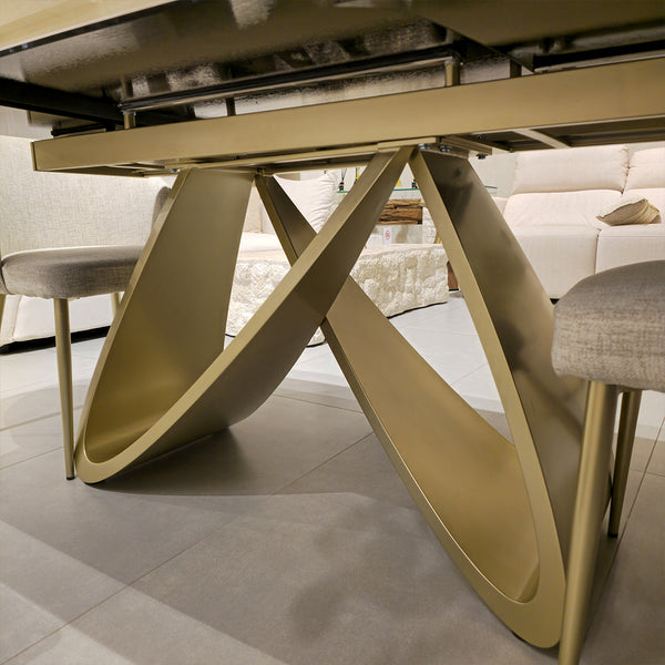 Scarlett Extendable Dining Table