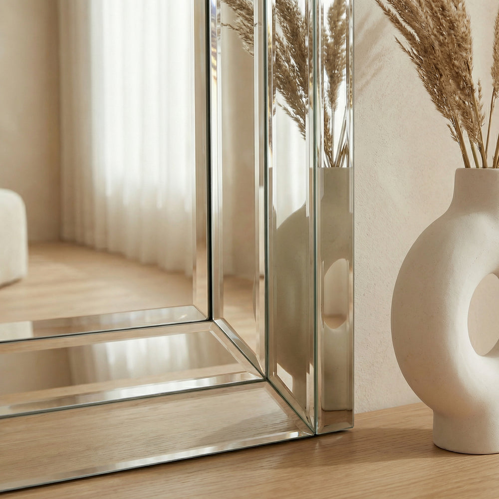 Seraphine Mirror