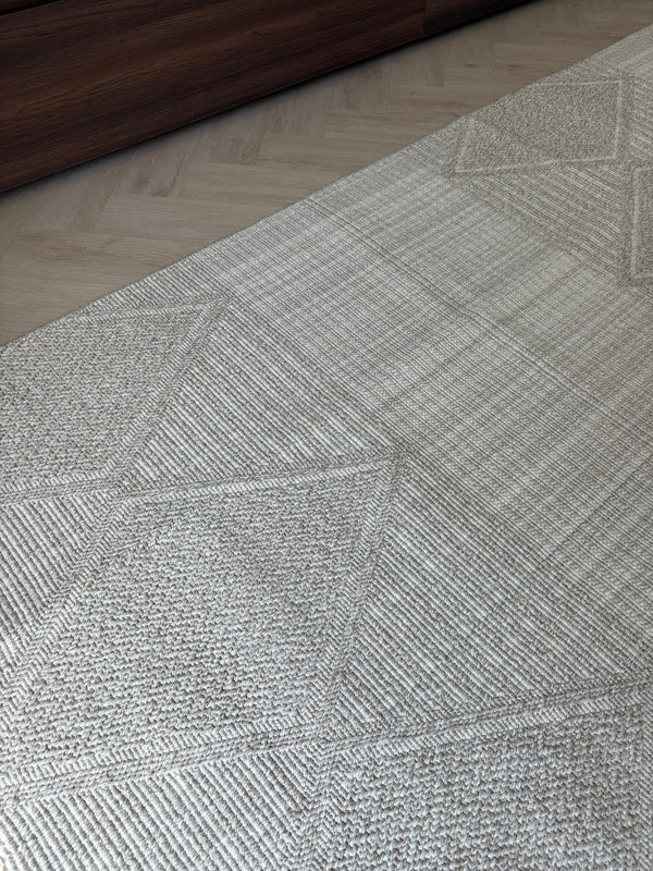 Tova Persian Rug