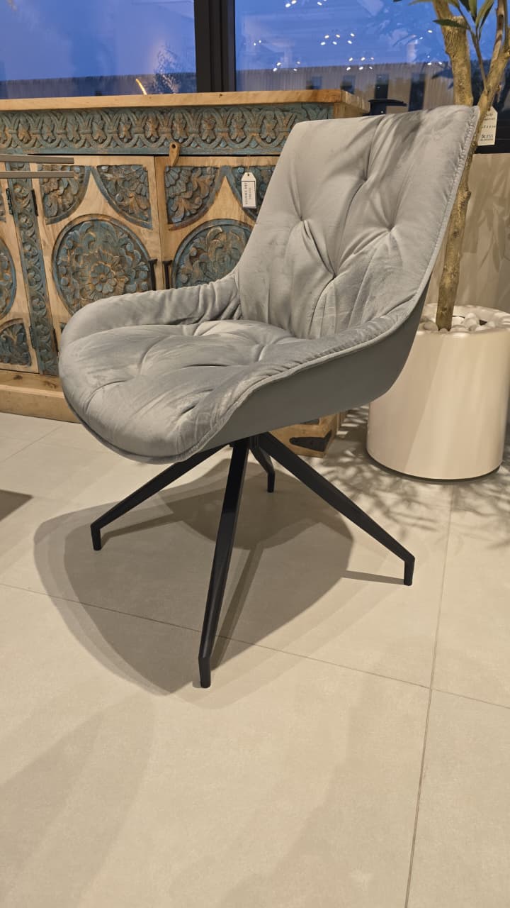 Extendura Dining Chair